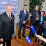 Российские политологи отставку губернатора новгородской области комментируют. 

