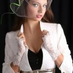 Модель Александры Британь, президента модельного агентства Merilyn Meda Group, Таня Б снялась для рекламы коллекции шляпок для королевских скачек дизайнера Натальи Тутус.