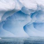 Красота айсбергов Антарктиды.
