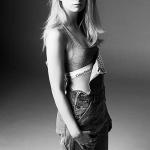 По стопам сестры: Лотти Мосс в рекламе Calvin Klein.
